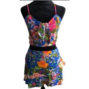 LOTTIE & HOLLY BOG COLLECTIVE FLORAL CROP TOP & SKORT SET  BLUE PINK M-NEW